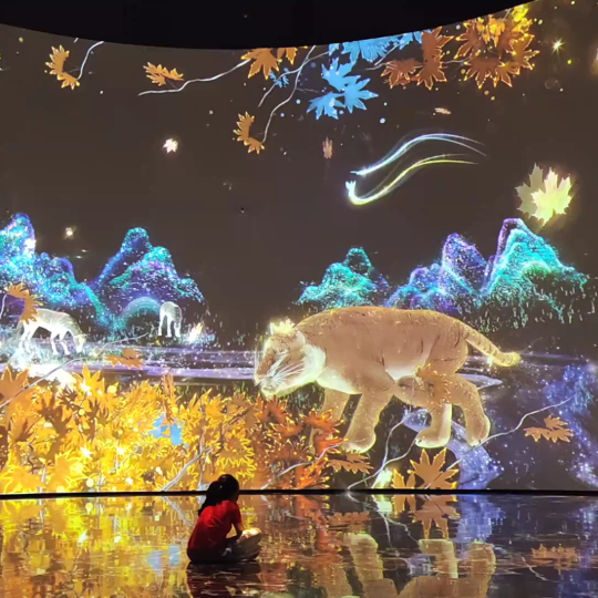Stunning digital traditional Chinese paintings wow visitors at Guangzhou Museum of Art