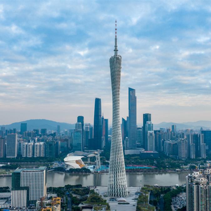 China's wealthy families invest millions in child education
