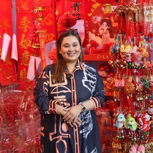 Come here to feel the festive atmosphere of Chinese New Year