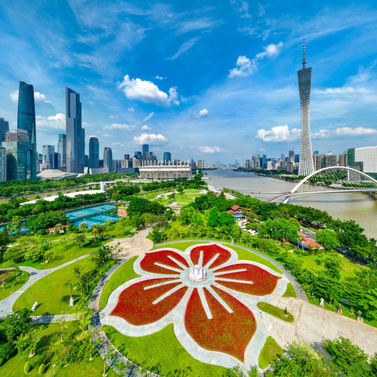 Guangzhou optimizes household registration with AI system