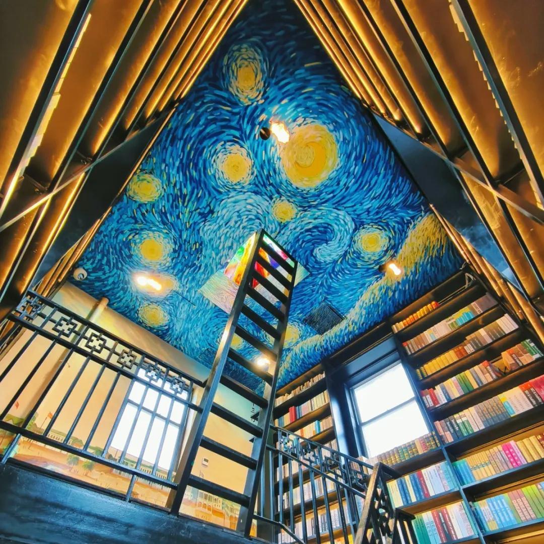 Must-check-in destination! Lighthouse Library now opens